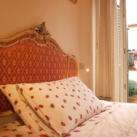 Le Stanze Di Torcicoda Oda ve Kahvaltı 3*