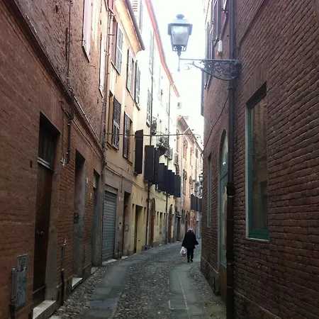 Le Stanze Di Torcicoda Oda ve Kahvaltı Ferrara