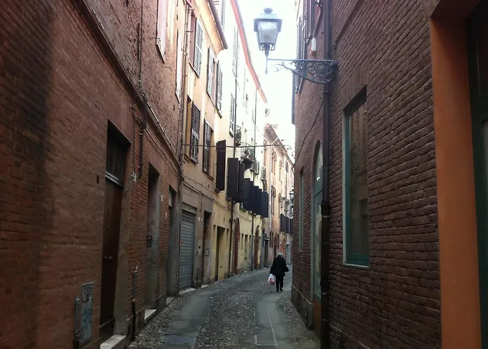 Le Stanze Di Torcicoda Panzió Ferrara